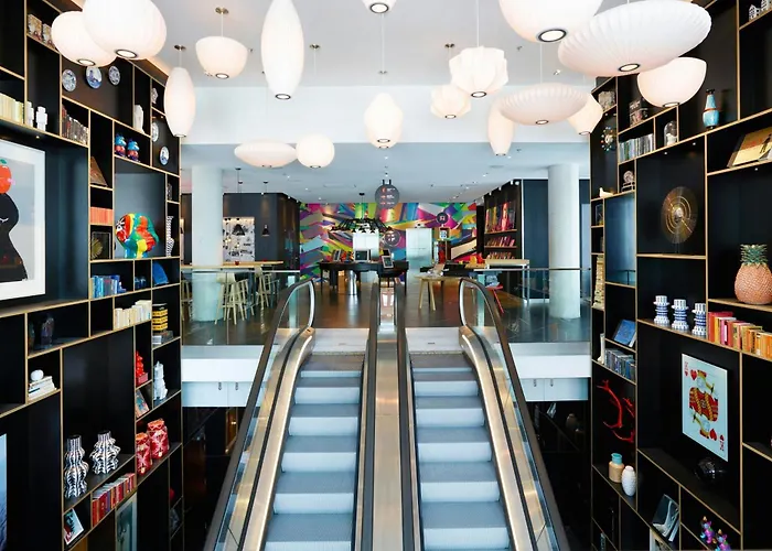 Citizenm Paris La Defense